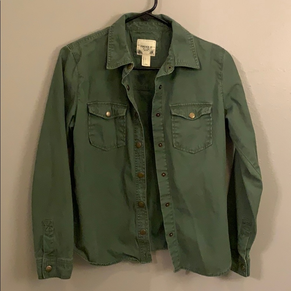 FOREVER 21 youth shirt